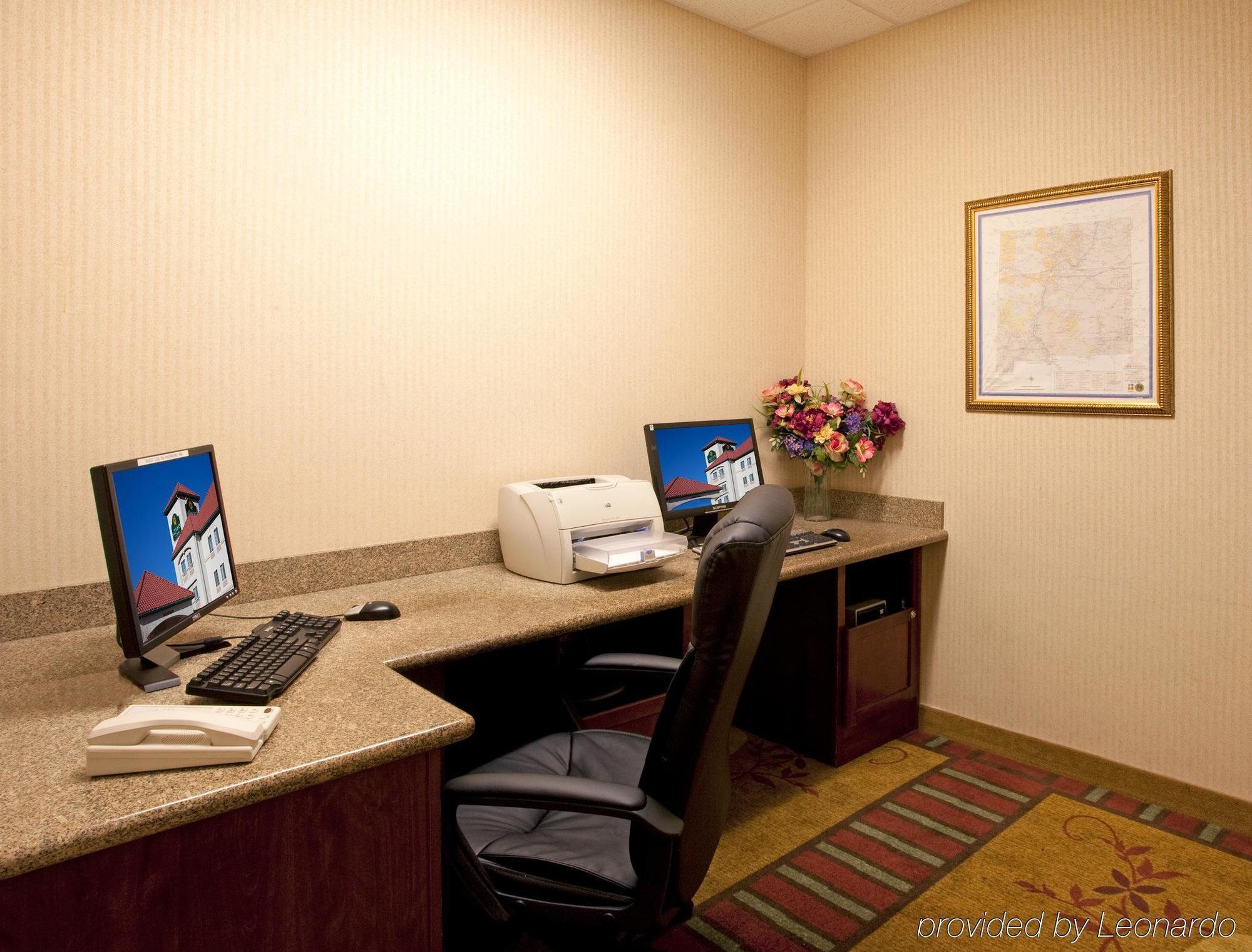 La Quinta By Wyndham Ruidoso Downs Hotel Instalações foto
